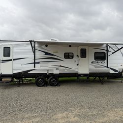 2016 EVO BY FOREST RIVER WITH BUNK BEDS 32FT