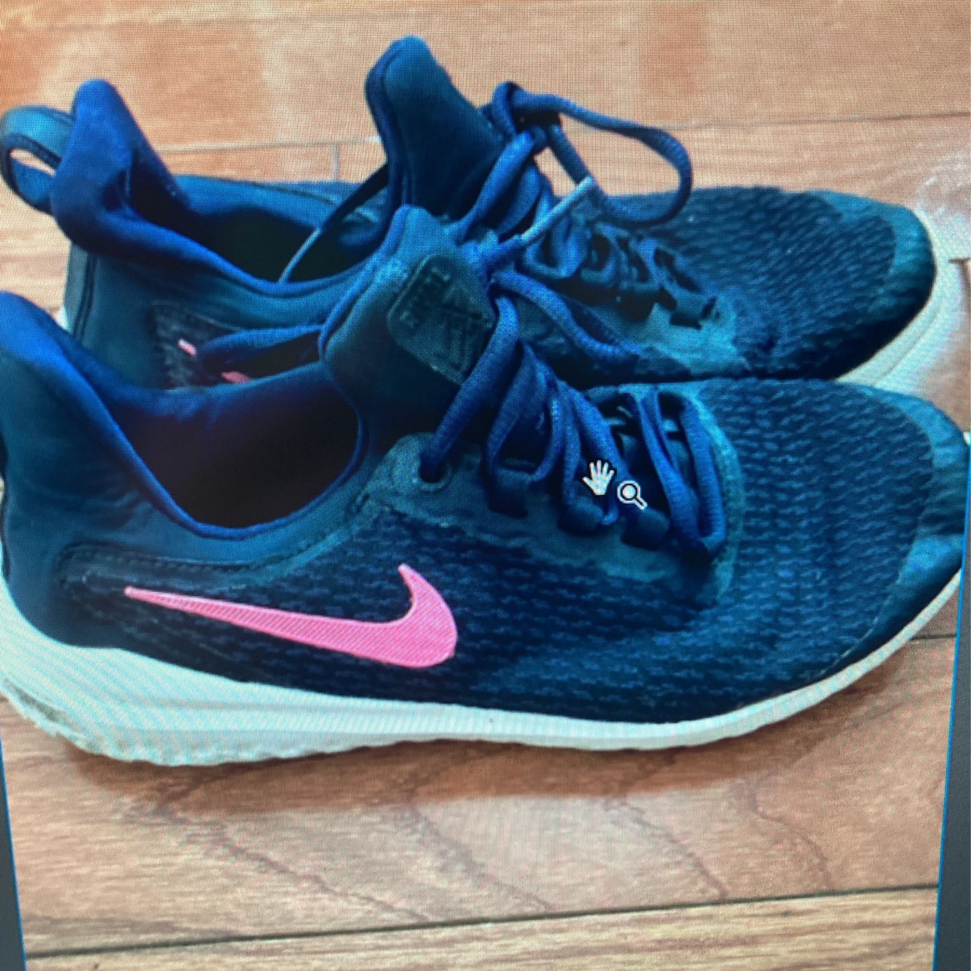 Women’s Nike Sport Hoes (size 8.5)