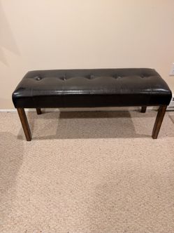 Signature Design by Ashley Lacey Tufted Upholstered Bench