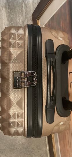 Steve Madden NWT Multi Speedy Travel Bag Hard To Find for Sale in Trout  Valley, IL - OfferUp