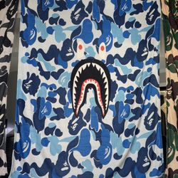 Lightweight Fleece Travel Throw Blankets 