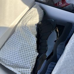 Jordan 11  Size 10