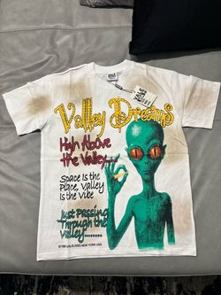 Vale Lives Valley Dreams Graphic T-Shirt