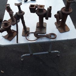 Model A and model t farm jacks Vintage