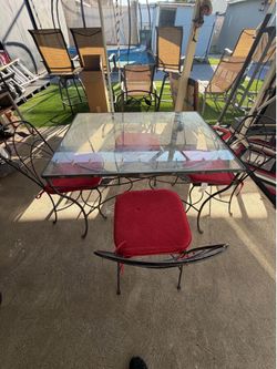 Iron patio set