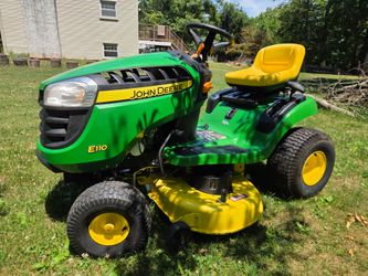 2021 John Deere E110 like new