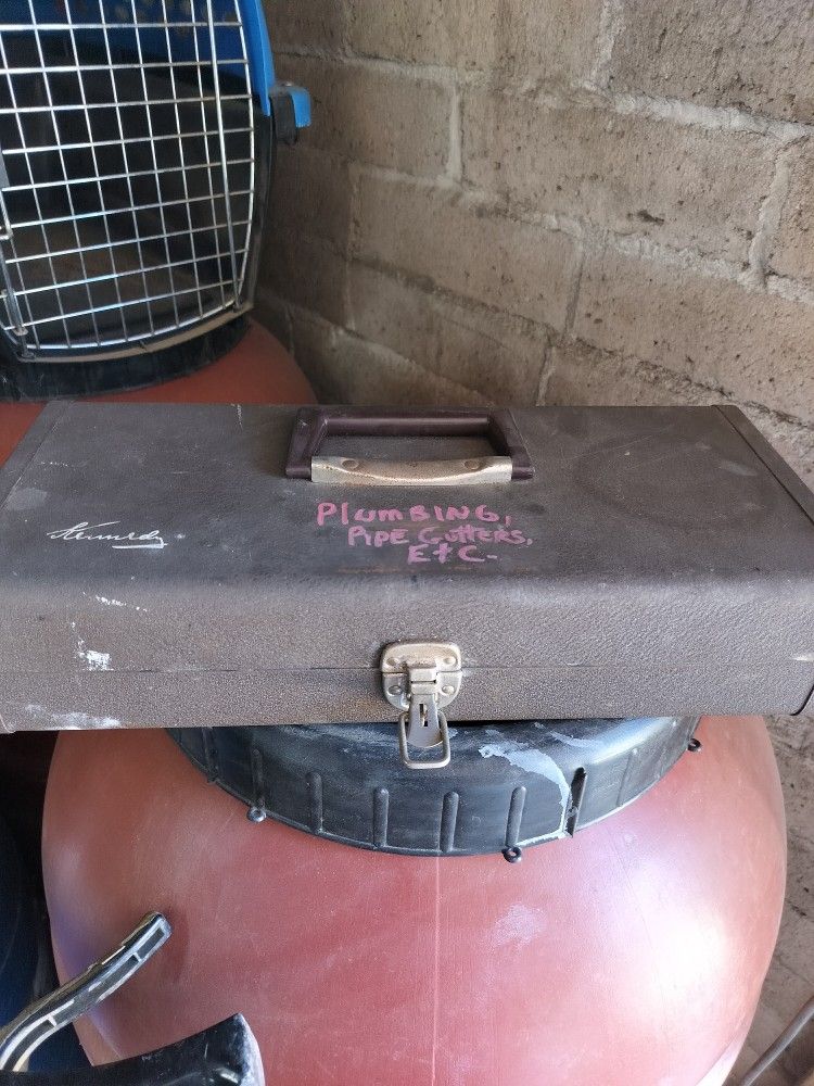 Small Metal Case