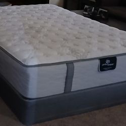 Serta Perfect Sleeper Mattress And Box Spring 
