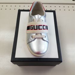Gucci Children's Shoes Size 25/9T