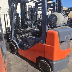 Toyota Forklifts 