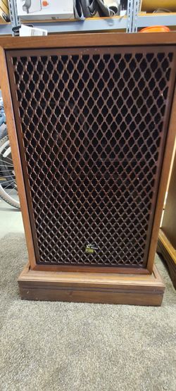 Vintage Sansui SP 3200A speakers for Sale in Henderson, NV