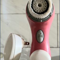 Clarisonic MIA Facial Brush With Two New Brush Heads