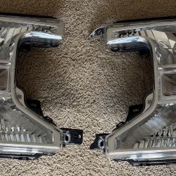 2022 F250 OEM Headlights (Set of 2)