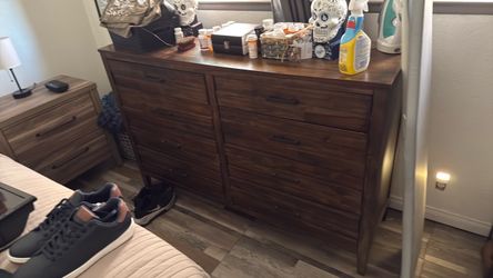 Dresser