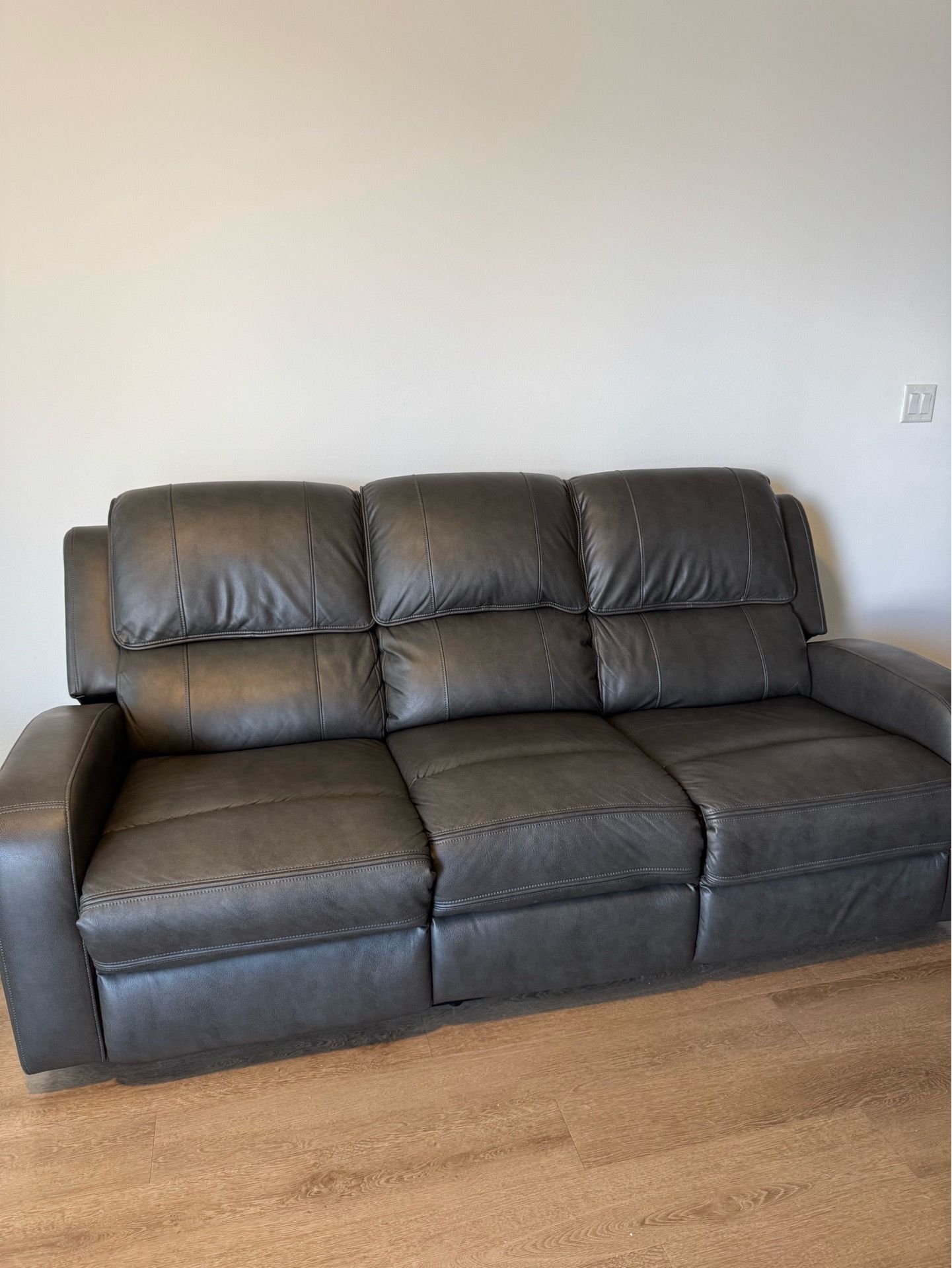 Power Recliner sofa