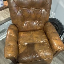 Old Hickory Tannery Recliner 