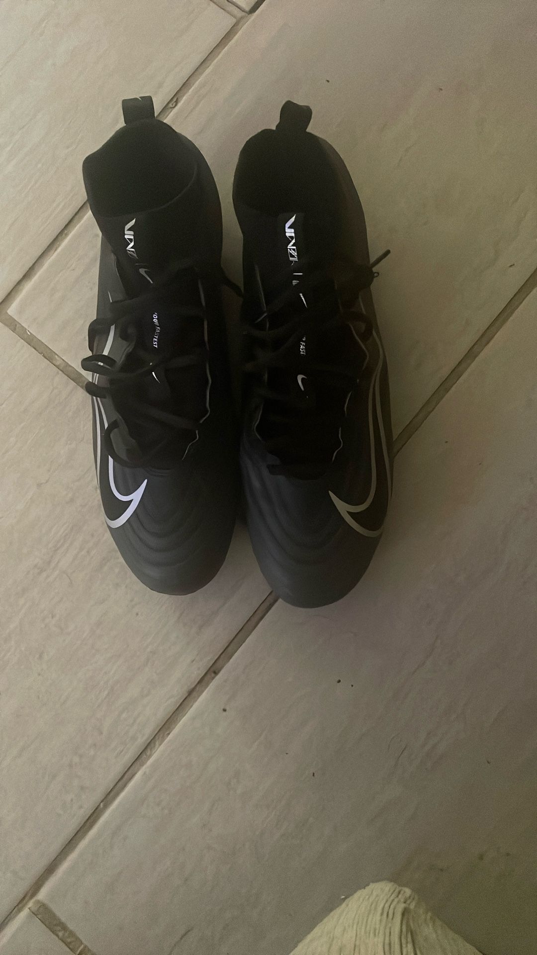 Nike Vapor Pro Edge 1 Football Cleats Size 10.5