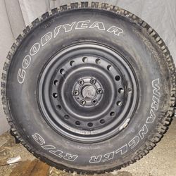 265/70R16 Goodyear Wheel & Tire
