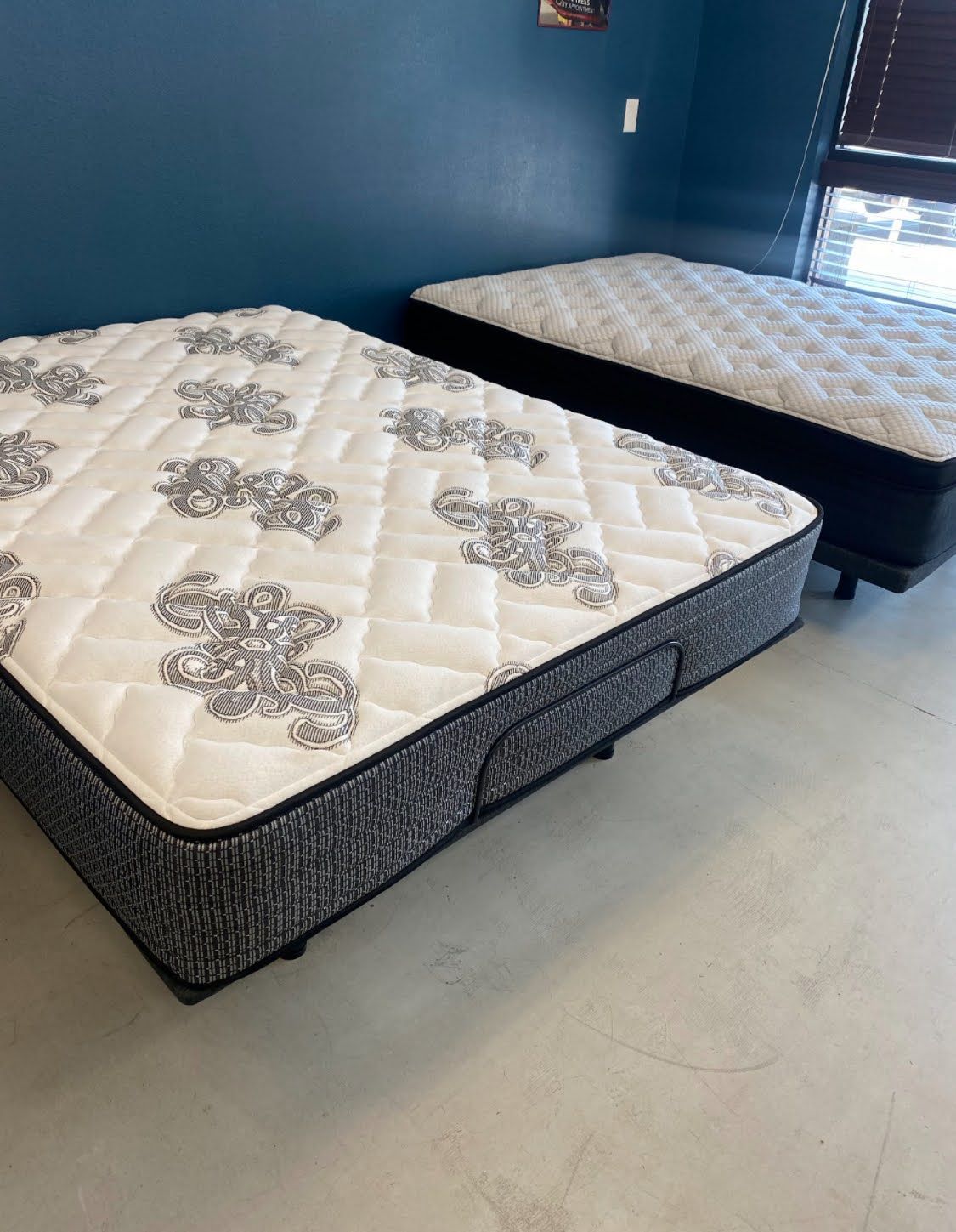 All SIZE Mattresses up to 50% Off!