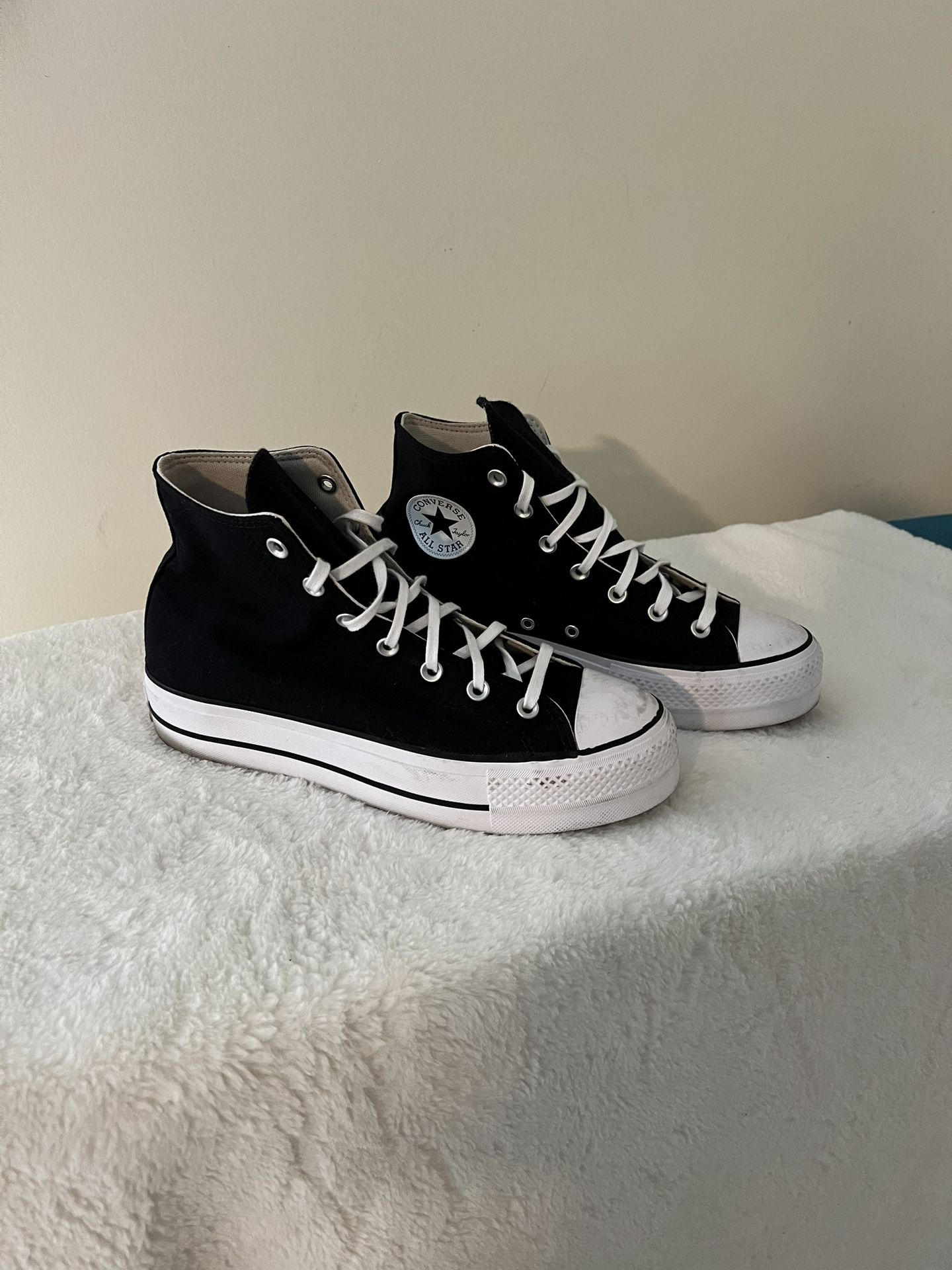 Platform Converse