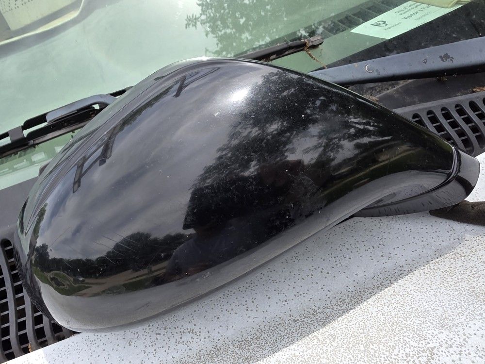 2002 Mazda Miata Passanger Side Mirror