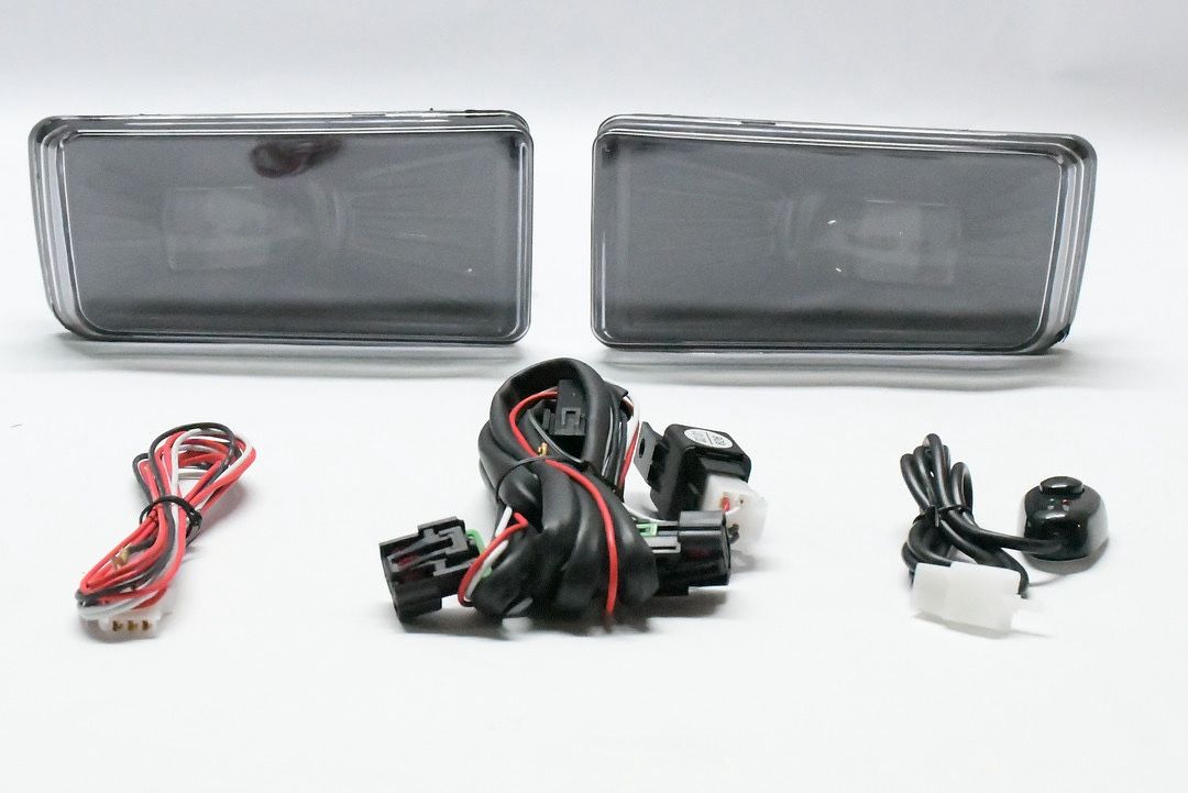 LED Chrome Fog Lights With Switch 07-08 Escalade / 07-13 Avalanche / 07-15 Silverado