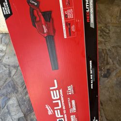 Brand New  In The Box Milwaukee Blower 