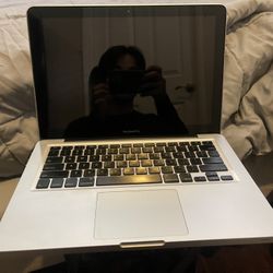 MacBook