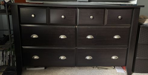 Dresser Set