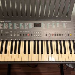 Yamaha Electronic Keyboard Piano