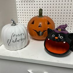 Halloween Decor 