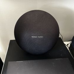 Harman Kardon Onyx 3 Bluetooth Speaker 