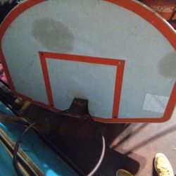 Basketball hoop