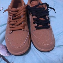 Nike Dunks 