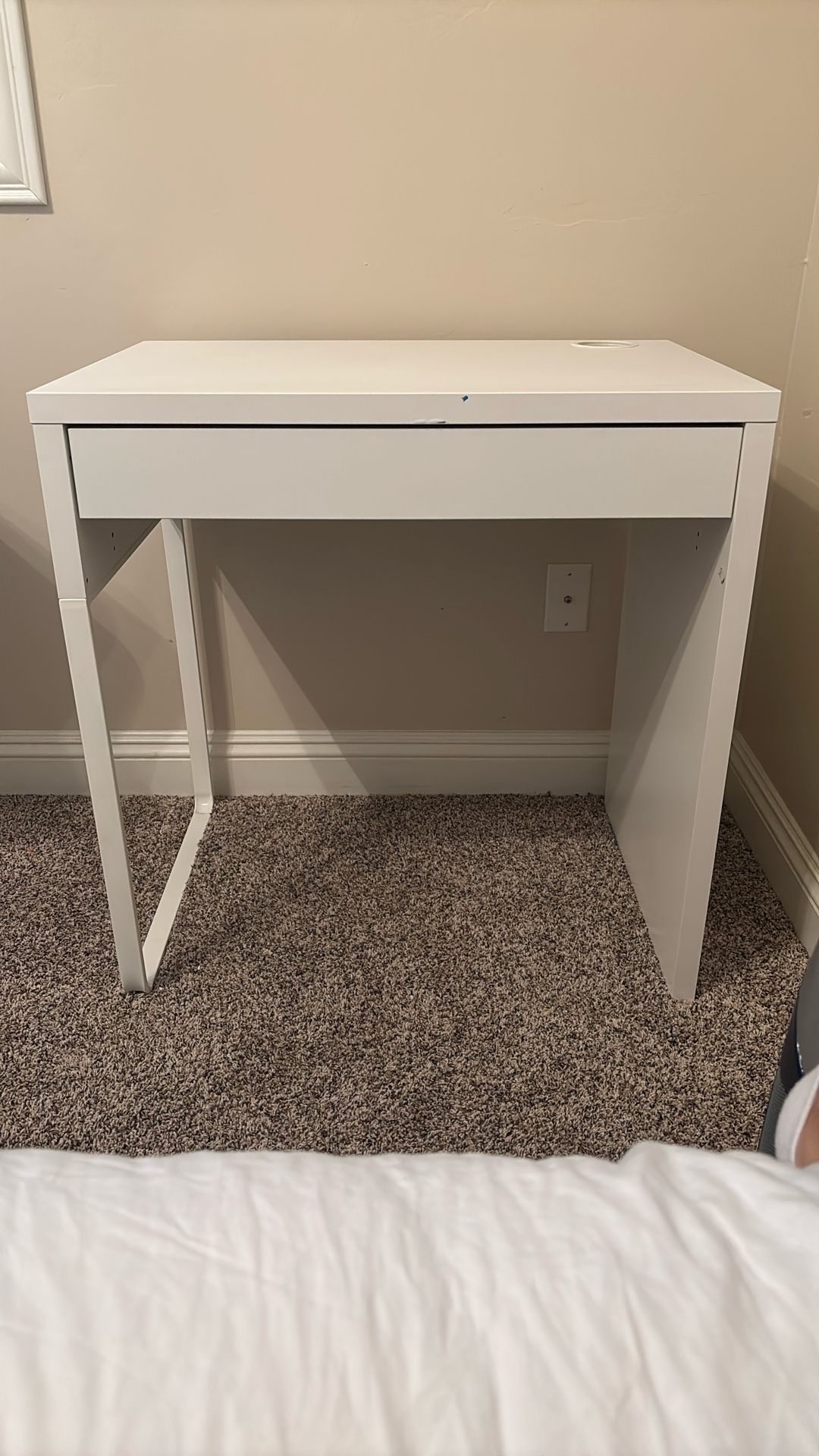 Children’s White Desks