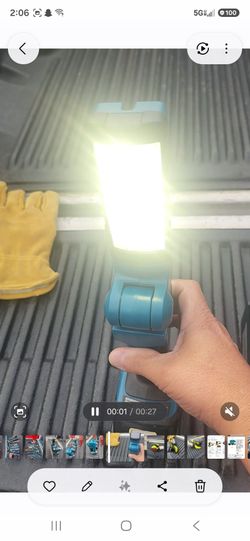 Makita light