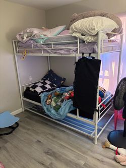 Bunkbed *need gone asap!*