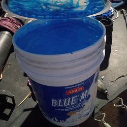 Blue Max 5 gallon liquid rubber waterproof for basements foundation and more