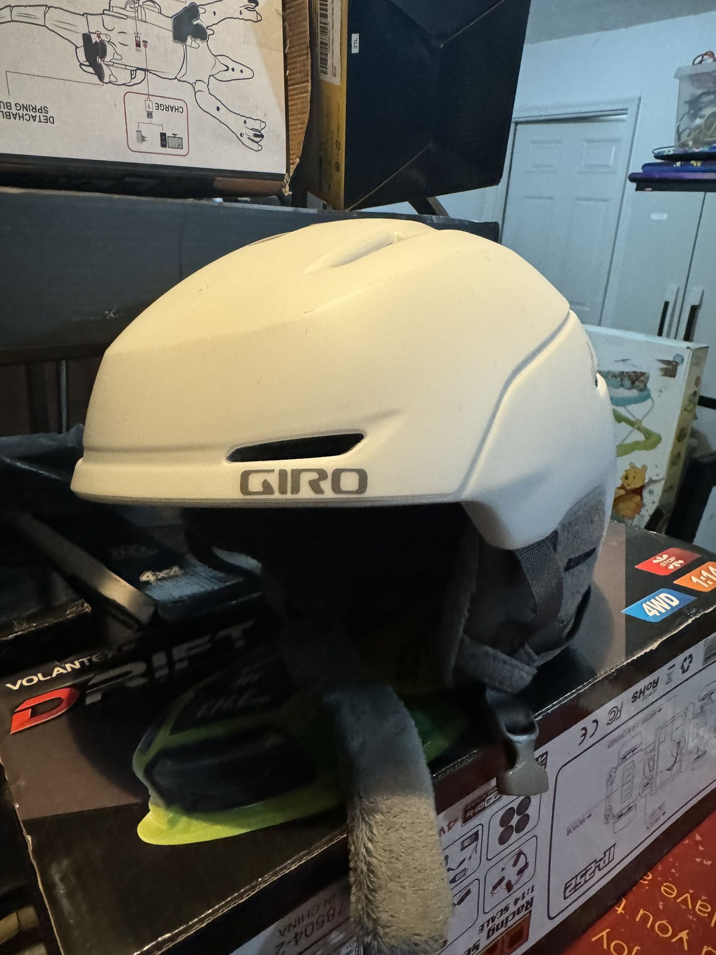 Brand New GIRO Snowboard Helmet