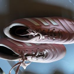 Boys And Girls Cleats 