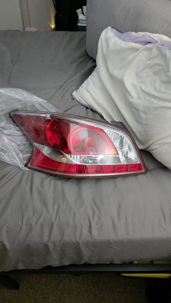 Brand New Nissan Altima Tail Lights