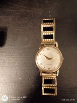 Elgin 27-Jewel Self-Winding (Automatic) wristwatch.