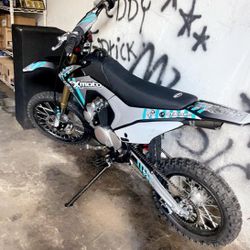 Motorcycle 