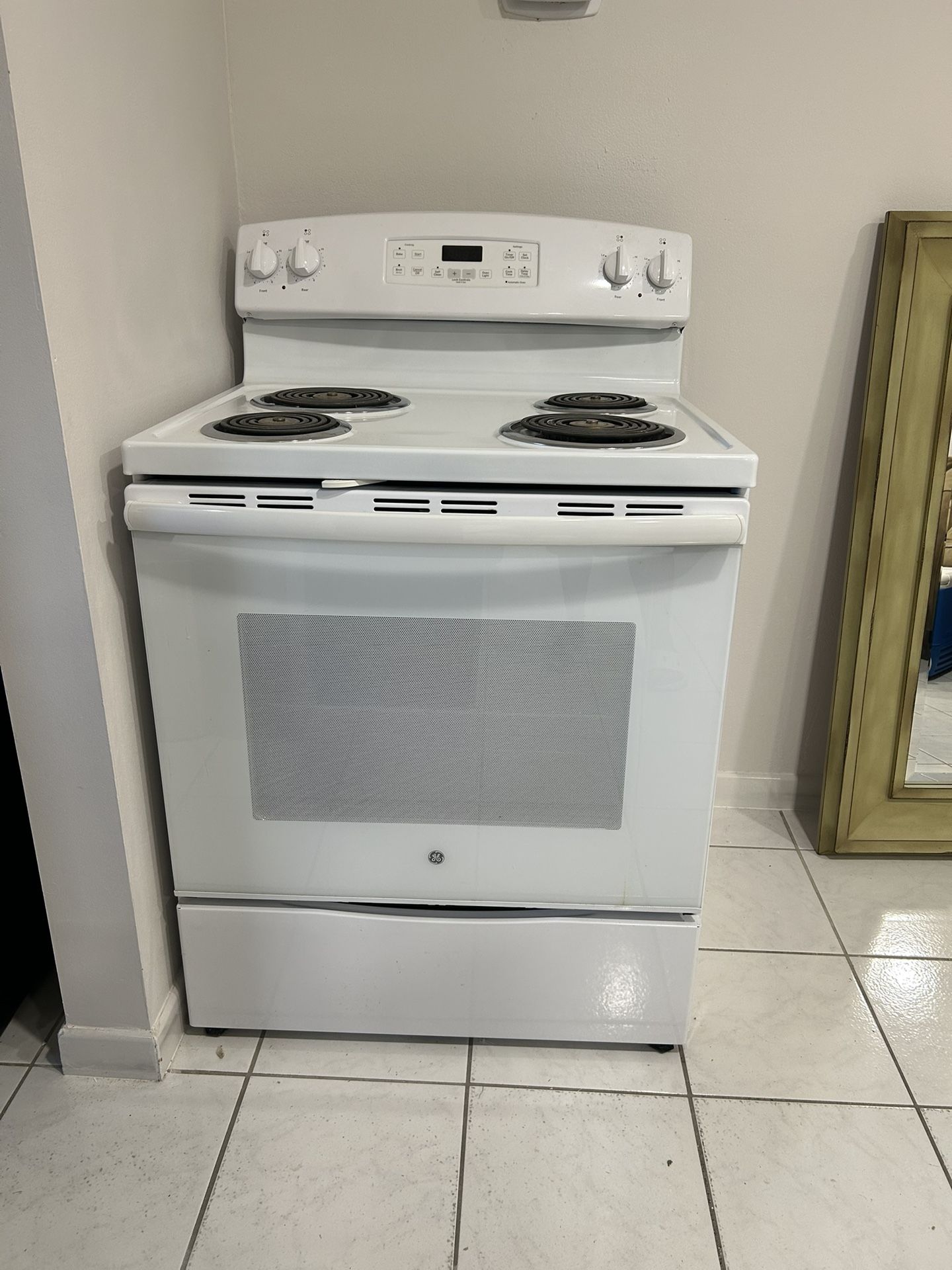 GE Dishwasher Microwave Oven