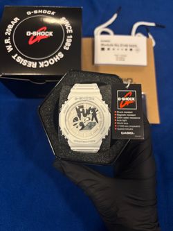 Gshock white & black (f 9-5 custom)