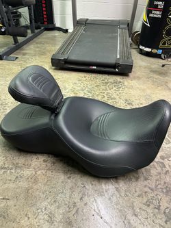 07 street glide seat