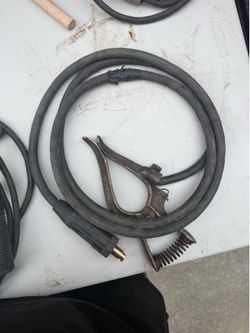 Ground clamp for welding