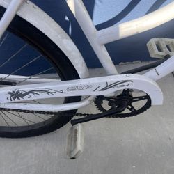 White Beach Cruiser