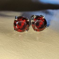 Garnet Stud Earrings 