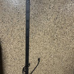 12 outlet surge protector